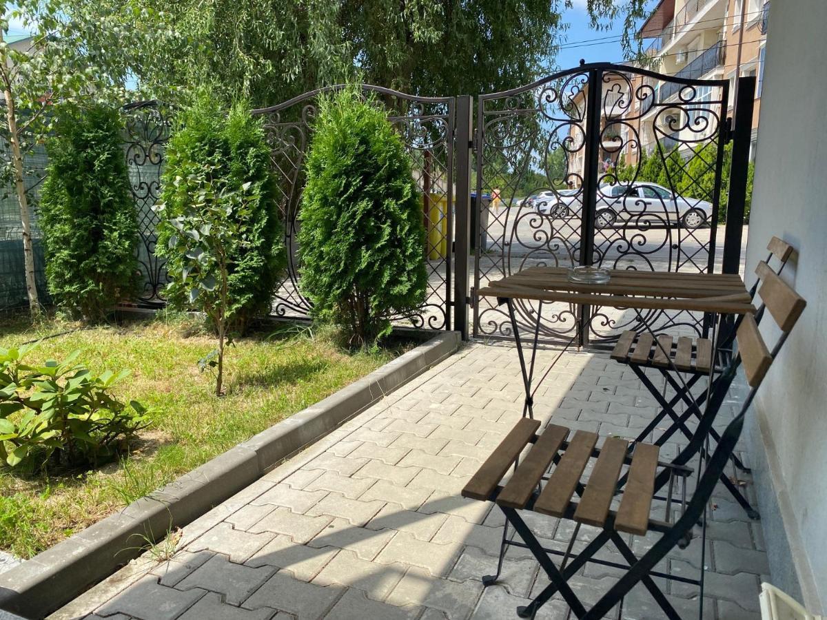 Aviator Boutique Residence Otopeni Exterior photo